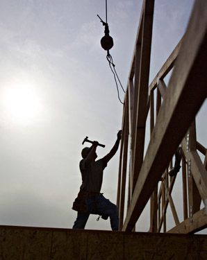 Putting up trusses in Santa Clarita, CA